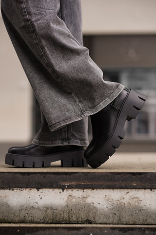 Chelsea boots with platform sole black - Noa