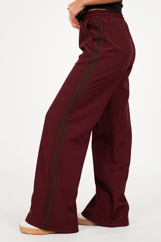 Jogginghose mit braunen Nadelstreifen - Emily