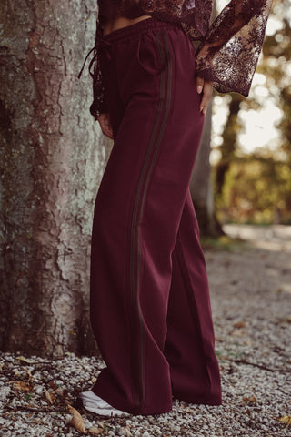 Jogger trousers with pinstripe brown - Emily