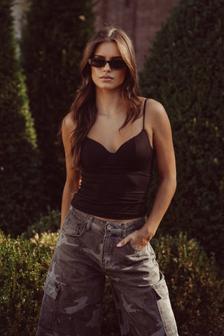Basic top met cups zwart - Olina