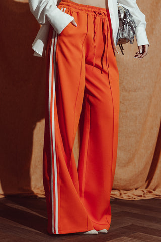 Jogger trousers with pinstripe brown - Emily