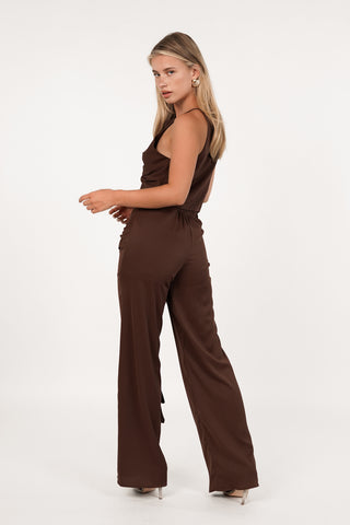 Low-waisted trousers with brown buttons - Chrissy