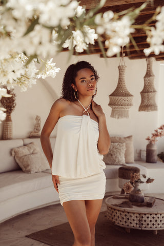 Strak jurkje met goud detail creme - Carolina