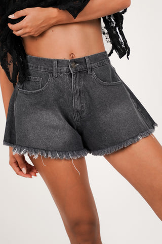 Destroyed denim short wide zwart - Alessia