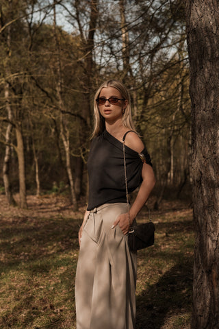 One-shoulder top dark brown with gold detail - Zara