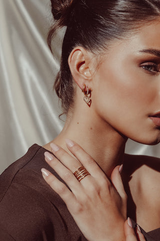 Small gold hoop earrings with mechanism - Diede