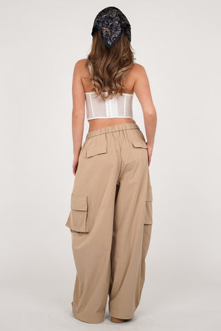 Parachute jogger met cargo zakken beige - Mexy