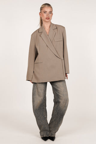 Oversized Blazer, asymmetrisch, Kamel – Clara