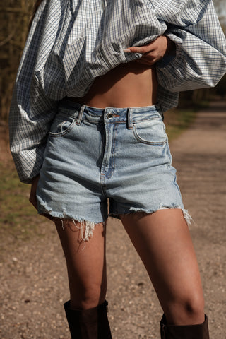 Destroyed relaxed fit denim shorts blue - Mascha