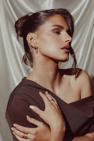 Small gold hoop earrings with mechanism - Diede
