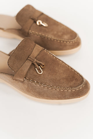 Loafers with gold detail khaki - Kesha