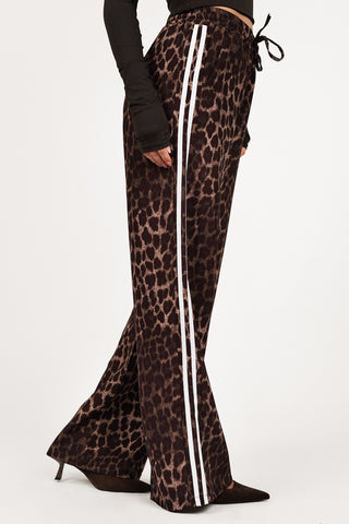 Jogger trousers with pinstripe brown - Emily