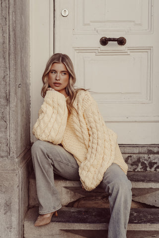 Oversized taupe cable knit sweater - Kiki