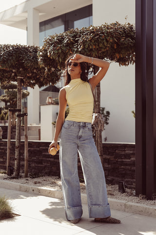 Sleeveless stretch top yellow - Cecile