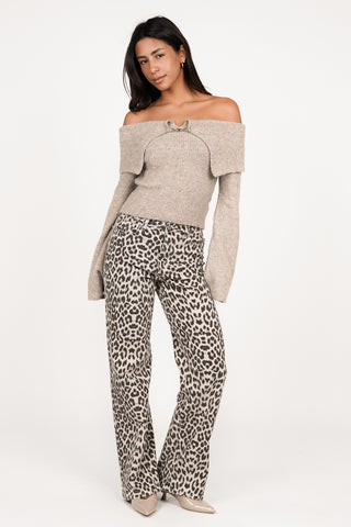 Off-shoulder top with buckle taupe - Lotus