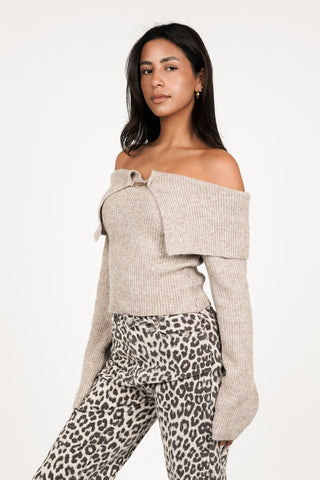 Off-shoulder top with buckle taupe - Lotus