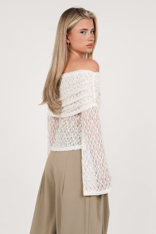Off-the-shoulder lace top in cream - Aimee