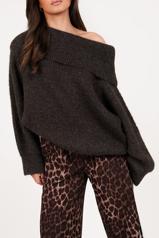 Off-shoulder oversized brown sweater - Ysis