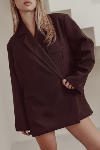 Oversized Blazer, asymmetrisch, Kamel – Clara