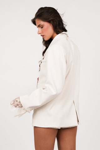 Oversized Blazer mit Spitze Beige – Aileen