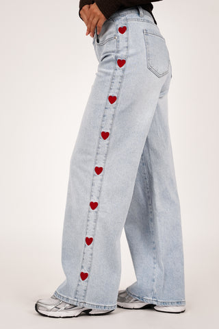 Straight leg jeans met rode hartjes lichtblauw - Elavi