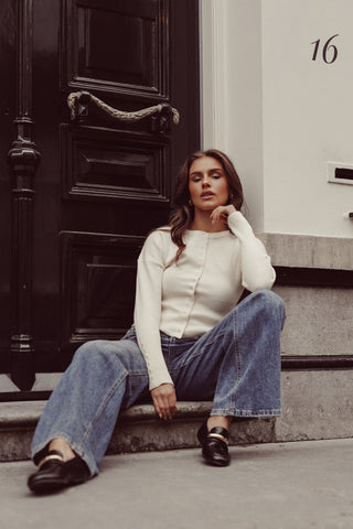 Stretch top with snap fasteners cream - Florine