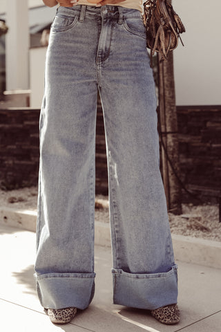 Wide leg jeans with turn-up light blue - Finley