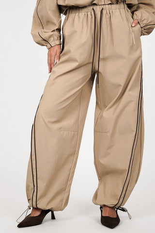 Wijde track jogger camel - Liza