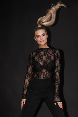 Schwarzer Body mit Spitze und Netzstoff - Olivia