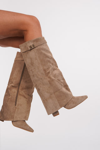 Suede khaki heels with leg warmer - Zava