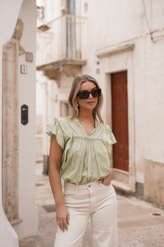 Braune Sonnenbrille mit rechteckigem Rahmen